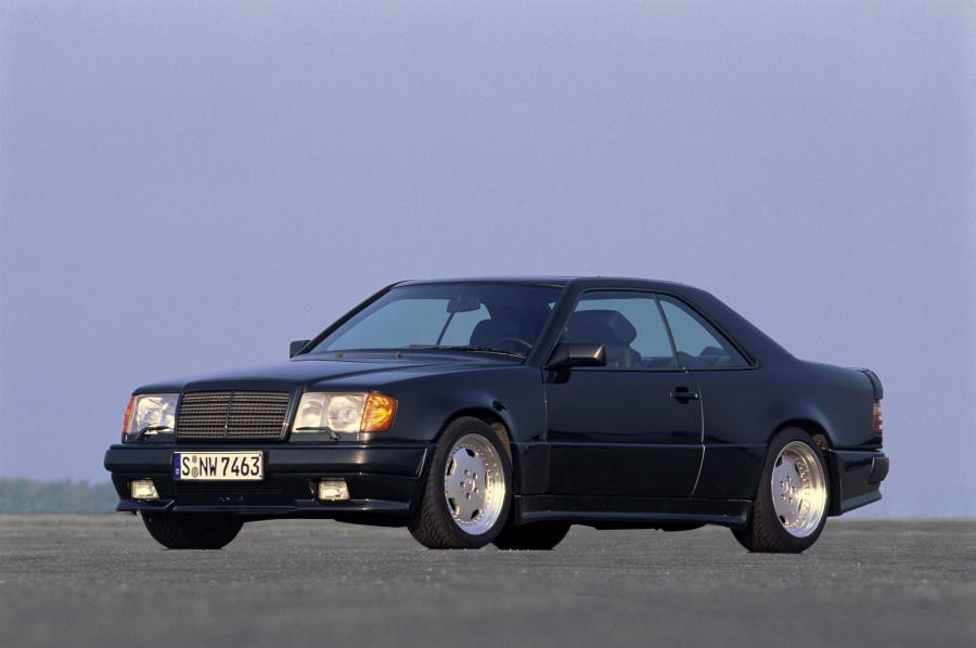  Mercedes-Benz 300 CE 5.6 AMG (C124) 1986 года  (фото 3 из 3)